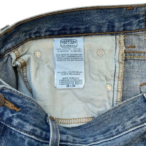 Signature Levi Strauss Jeans Men Tag Size 36 x 29 Relaxed Fit Medium Wash Mexico - Picture 7 of 12